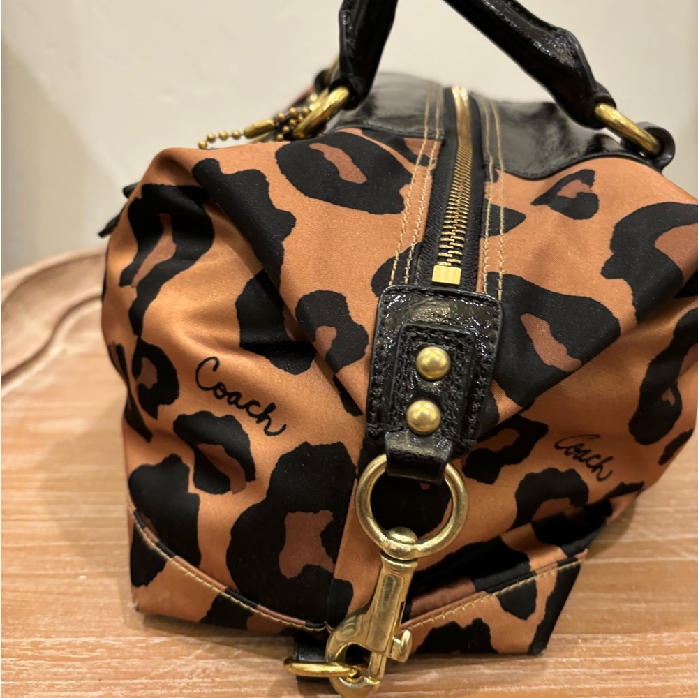 Rare Coach Leopard Print Handbag - Picture 13 of 15